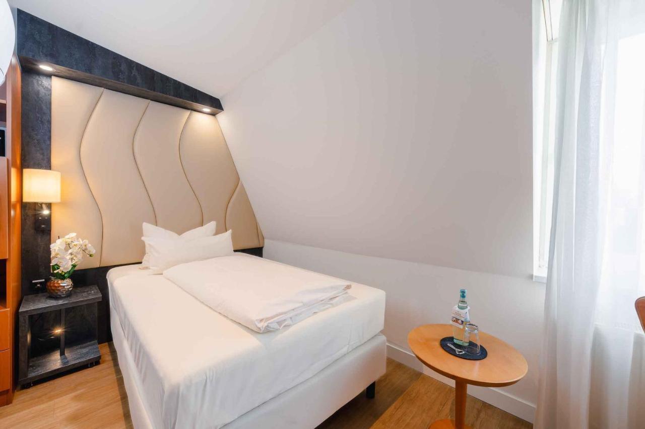 Plaza Inn Koeln Pulheim Εξωτερικό φωτογραφία